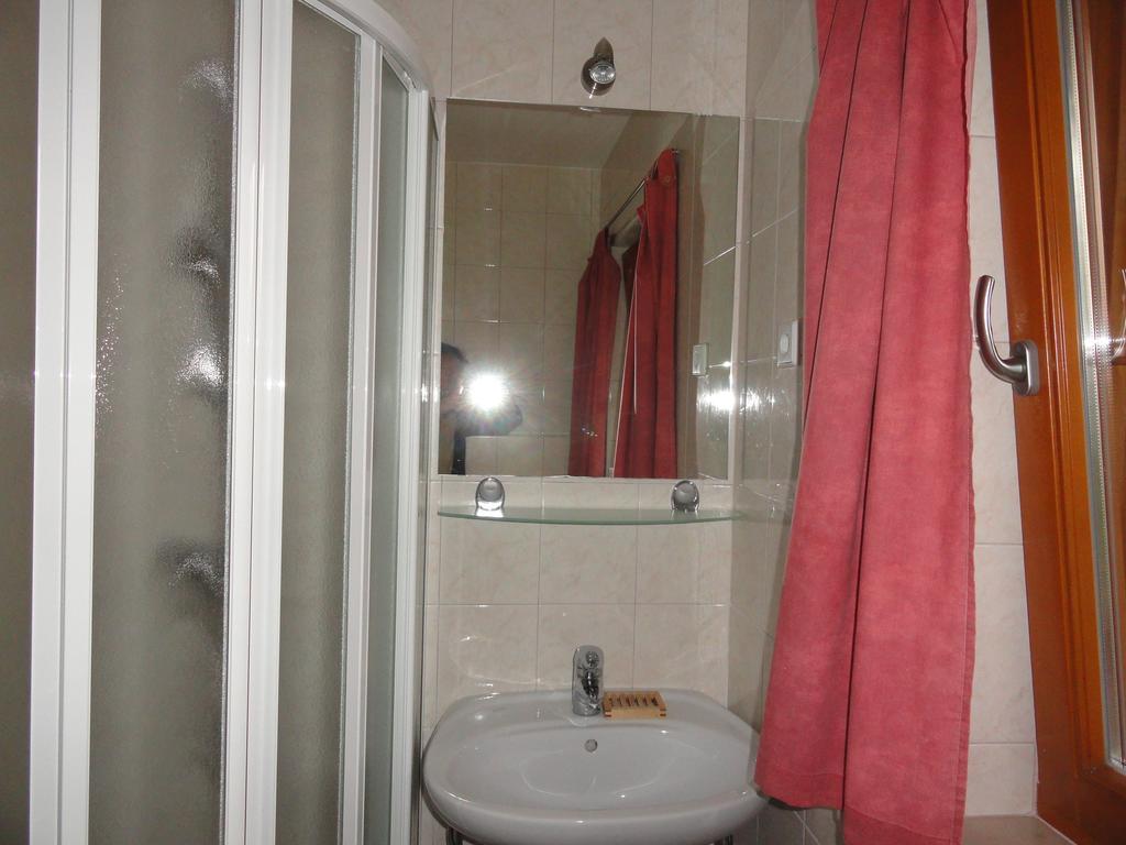 Farm Stay Dolinar Krainer بوهينيسكا بيلا الغرفة الصورة